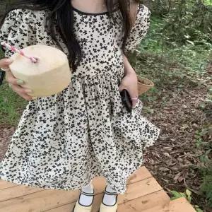 셀럽하우스 리본장식 플라워패턴 셔링 여름 러블리 미니원피스
