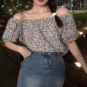셀럽하우스 2컬러 러블리한 꽃무늬패턴 오프숄더 반팔블라우스