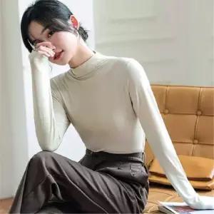 여성 반폴라 티숙 UC0028 지큐 여성 아 UC 목 맨투맨 반집업 터틀넥 하이넥 폴라티셔츠 나시