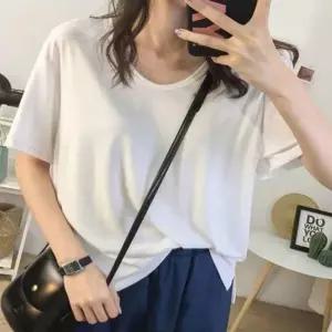 U넥 여성반팔티셔츠 루즈핏 여름 U넥티셔츠 반팔티셔츠 여름티셔츠