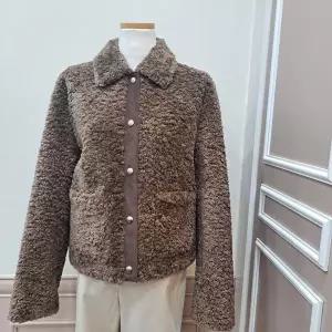 [BCBG]O썬쉬르포우무스탕 B5D9F82174_US