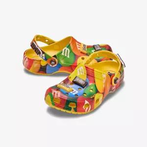 크록스 M&M’s 클래식 클로그 샌들 멀티 컬러 211684-75Z