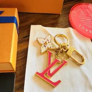 미국 7p 루이비통 무라카미 LV x TM 다채로운 키홀더 키티 가방 참 키체인 168231443281