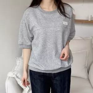 [샵앤] 국산 여성 라운드넥 레이스 라벨 반팔 맨투맨 티셔츠 LL-WSH-5267