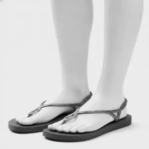 하바이아나스 루나 플랫폼 쪼리 샌들 Steel Gray HAVU241MSFF005GR
