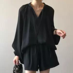 허그허그 [브리치] / 로벤 캐주얼 벌룬 슬리브 투피스 세트