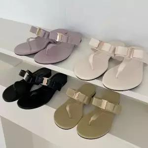 리본 포인트 장식 여름 쪼리 데일리 여성 슬리퍼 여름구두 구두 여자구두 (WBBF997)