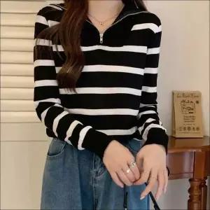 [하프클럽/]스트라이프 니트 단가라 여자 하이넥 지퍼 반집업