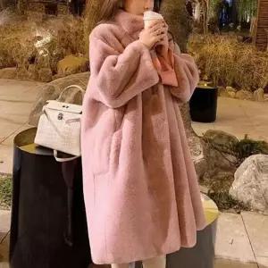 [하프클럽/]이지 일상템 우먼 시즌 와이드핏 페이크퍼 롱기장 오버코트 재