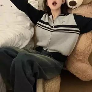 [하프클럽/]스포티한 니트자켓 카라 디자인 더블지퍼