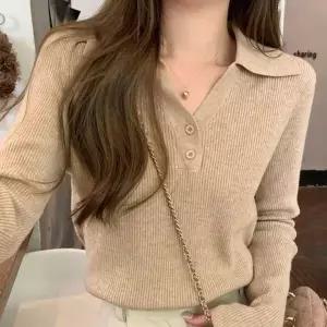 [하프클럽/]여성용 카라 단추 긴팔 브이넥 골지 니트 티셔츠 스트라이프 박