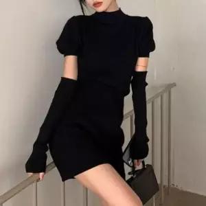 20대원피스 검정원피스 겨울 팔토시 원피스 데일리 미니 패션 워