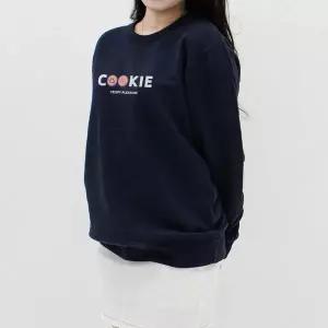 [하프클럽/셀러허브_여성트랜드패션]여자 맨투맨 봄 가을 네이비 티셔츠