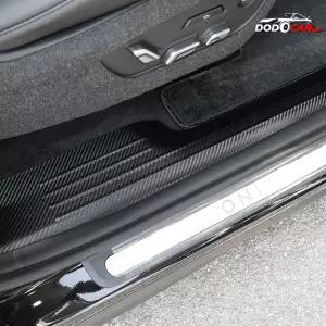 아이오닉9 튜닝 용품 도어스텝커버 카본 몰딩
