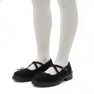 커스텀에이드 우먼 4 5cm 리본 x 스트랩 메리제인 아델라 CW0070BK