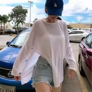 [셀러에이드]옆트임 긴팔티 얇은 비치웨어 여름 시스루 여자