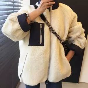 [하프클럽/]루즈핏 여자 양털 자켓 데일리 여성 겨울 자켓 뽀글이 리버시블
