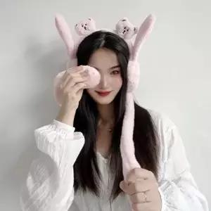 움직이는 귀가 쫑긋 토끼 핑크 겨울 방한 귀도리 보온 아이템-WFN2O92