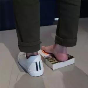 화이트 깔끔한 커플스니커즈 커플운동화 브랜드 7cm 샌들
