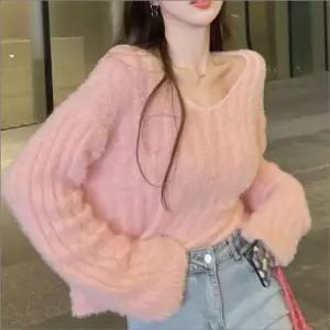 친절한탄씨 여성 브이넥 퍼 크롭니트 여리여리 겨울 긴팔 상의 4색 여성브이넥니트 크롭니트