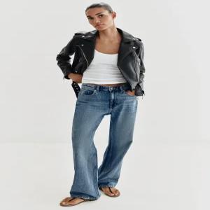 ZARA 페이크 레더 바이커 재킷 - 블랙 3046/055/800