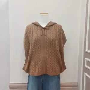 [BCBG]O 케이블 후드판초(이) B5D9K506 80_US