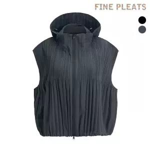 [FINE PLEATS] 피네 플리츠 하이넥 후드 베스트