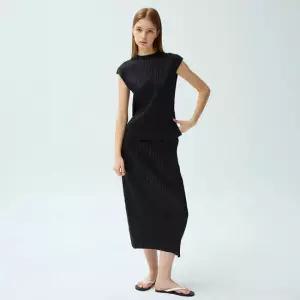 [와이오와이](택가 110,000원)사이드 슬릿 H라인 플리츠 스커트_3colors