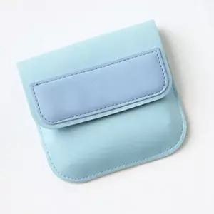 여성학생 카드지갑 교통파우치 미니포켓 블루컬러-WFMWQAG
