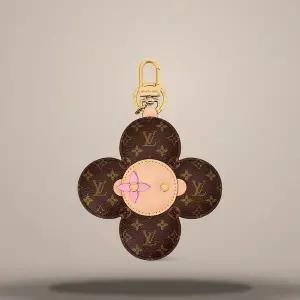 [LOUIS VUITTON]루이비통 비비엔 백 참 모노그램 157105397