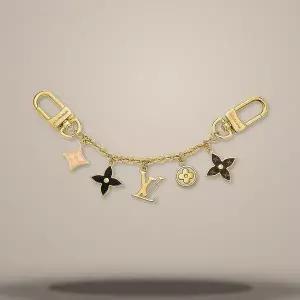 [LOUIS VUITTON]루이비통 스프링 스트리트 체인 백참 M01188 157105405
