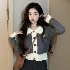 [하프클럽/]여성 간절기 크롭 와펜 카라 배색 버튼 긴팔 가디건