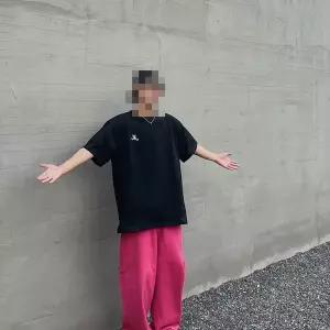 빨간바지 핫핑크바지 힙합 빅사이즈 벚꽃 핑크 숏팬츠