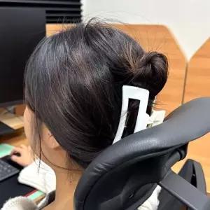 [MENUN94N66]말랑 실리콘 집게핀 기본 아이보리