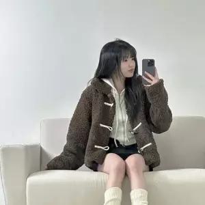 셀럽하우스 오버핏 양털 뽀글이 누빔 숏 크롭 떡볶이코트