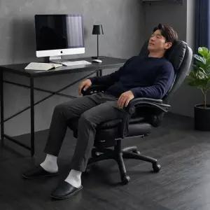 일루일루 타이탄 플러스 게이밍 컴퓨터 사무용 리클라이너 발받침 의자 블랙