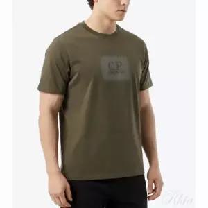[CP컴퍼니] 씨피 컴퍼니 반팔 티셔츠 IVY GREEN 18CMTS029A 005100W 683 149786824