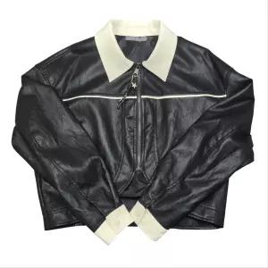 르니앤맥코이 LeNICMcCOY 배색 언발기장 페이크 레더 점퍼 MN04JP014 103631