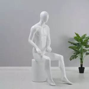 앉아있는 마네킹 피팅 전시 촬영 남성용 여자 속옷 상품 남성 옷가게 여성 디피 팬티 의상