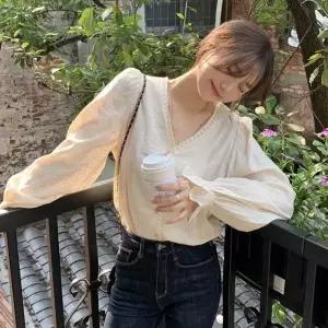 [하프클럽/]프릴 블라우스 브이넥 긴팔 여성 셔츠 아이보리