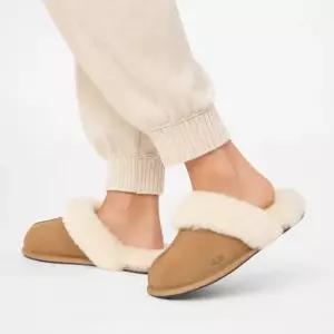 어그 SCUFFETTE II HOUSE SLIPPER - CHESTNUT 1106872) 스커페트 II 양털 슬리퍼)