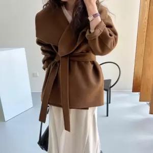 빅카라넥 여자 벨티드 울 자켓 숏 핸드메이드 코트 (11441150A)
