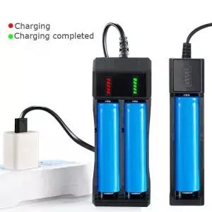 18650 배터리 충전기 USB 고속 충전 1/2/4 슬롯 듀얼 4.2V 충전식