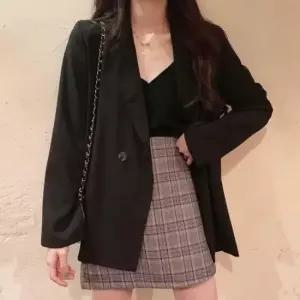 친절한탄씨 여성 루즈핏 캐주얼 긴팔 재킷 출근 데이트룩 블랙 자켓 결혼식하객룩 하객패션코디