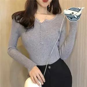 브이넥 슬림핏 스판 골지 티셔츠 단추 디테일 여성가을니트티 간절기니트 여자가을니트