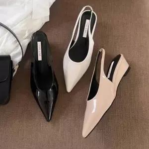 유광 에나멜 스트랩 밴딩 로우굽 펌프스 구두 로퍼 단화