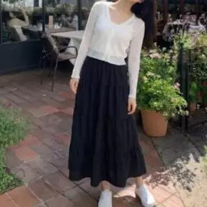 단정한 실루엣 러블리룩 캉캉스커트 롱치마 밴딩 티어드 롱스커트