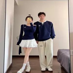 상의 스커트 커플룩 가을 라운드 맨투맨 세트 남녀공용 긴팔티셔츠 스웨트셔츠 셔츠 구성 스타일