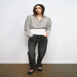 ZARA JEANS ZW COLLECTION 레귤러핏 미드라이즈 - 블랙 6840/043/800 283001
