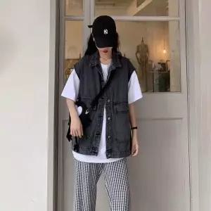 [하프클럽/셀럽하우스]여성 2컬러 블랙 연청 데님조끼 레이어드 청조끼 자켓
